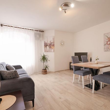 Viva - 2 Bedroom Apt In City Centar Задар Экстерьер фото